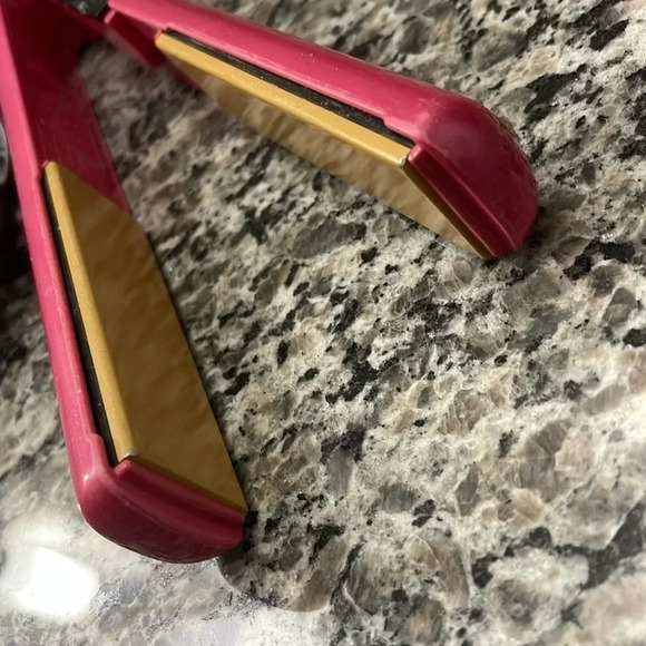 Chi - Picture 8 of 11